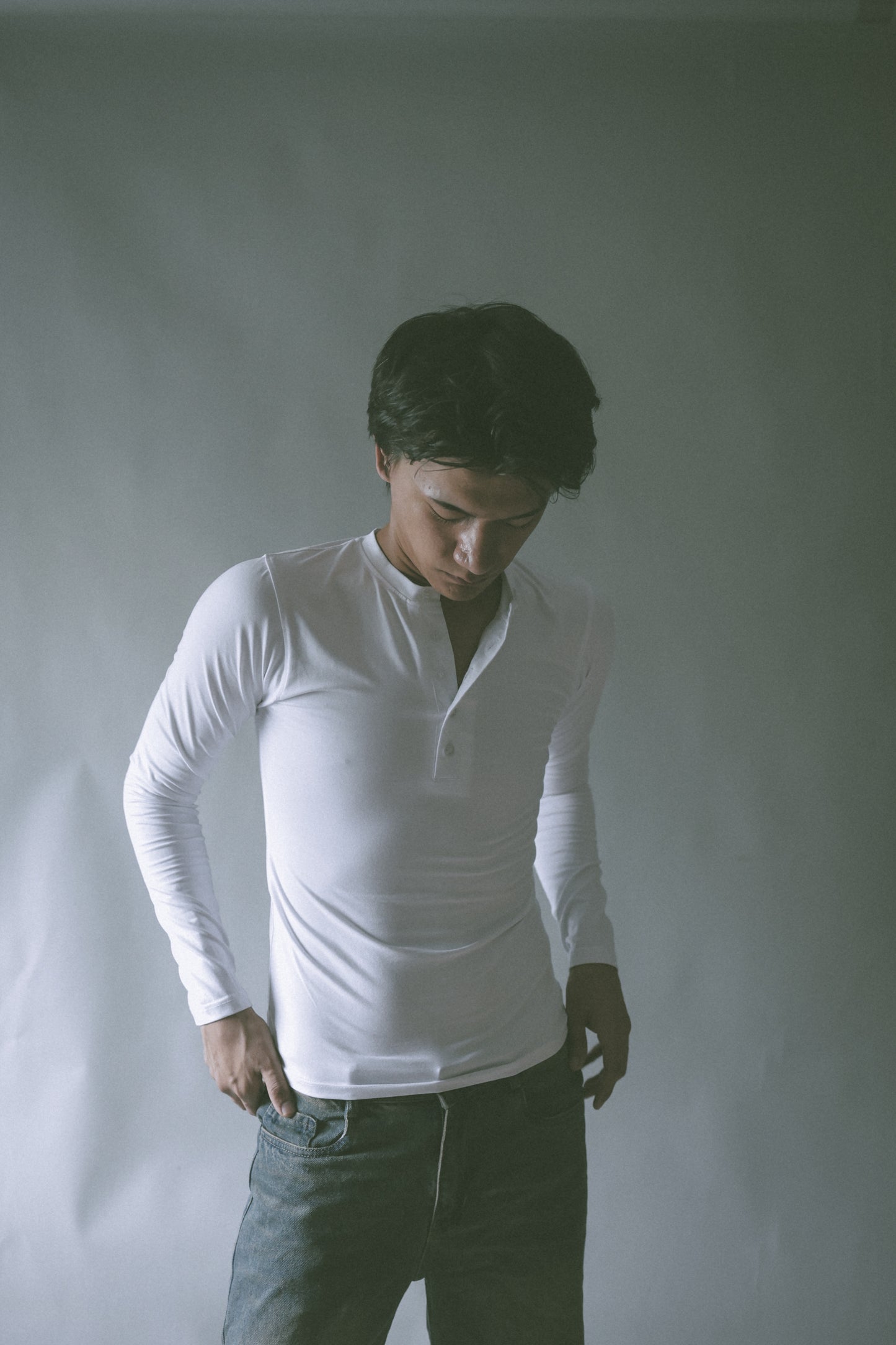 ETHEREAL SLIM LONG SLEEVES HENLEY / WHITE