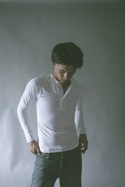 ETHEREAL SLIM LONG SLEEVES HENLEY / WHITE