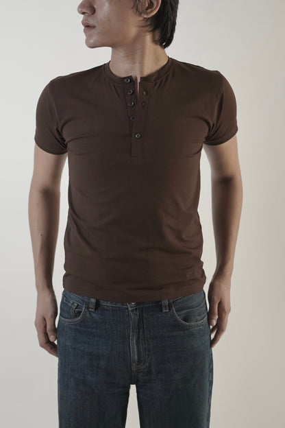 ETHEREAL SLIM CROPPED HALF SLEEVES HENLEY/ COFFEE BROWN