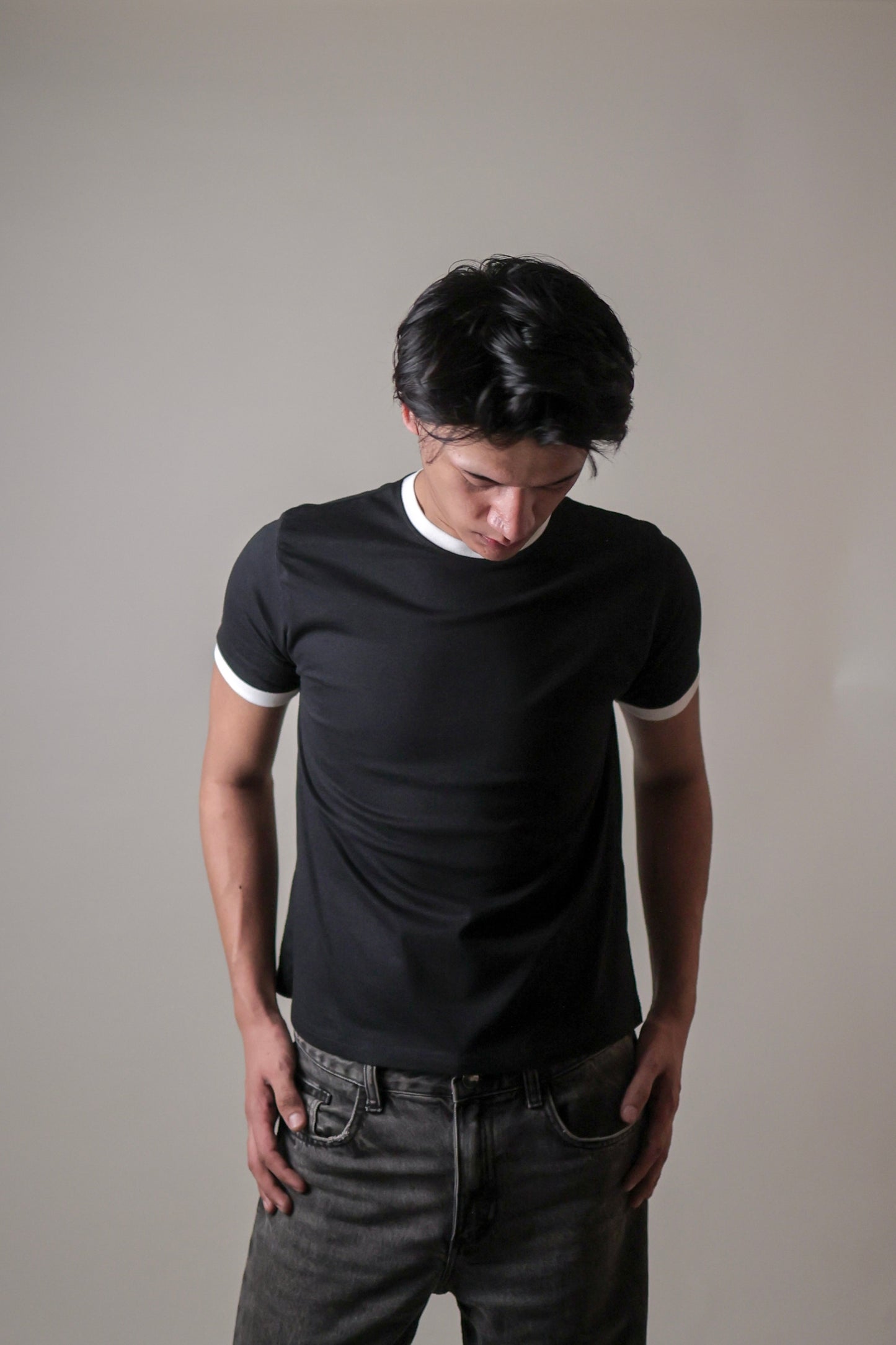 STOCKHOLM CROPPED RINGER TEE / BLACK